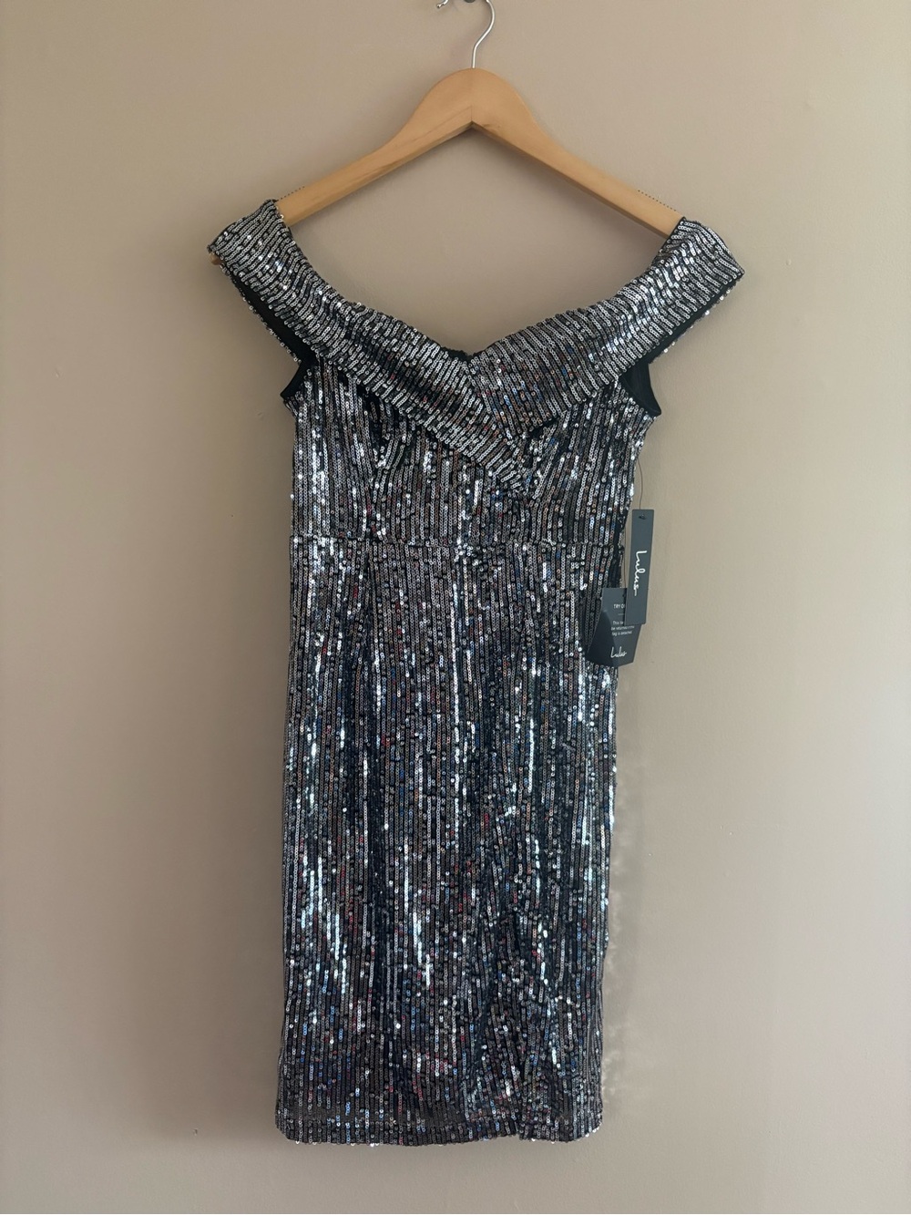 Lulus Once in a Lifetime Silver Sequin Off-the-Shoulder Mini Dress Size Small - Picture 4 of 11